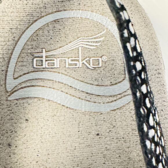 Dansko Sandals Womens EU 38 US 8 Black White Strappy Wedge Shoes Buckle Leather - Picture 11 of 13